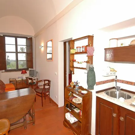 Sleeps 3 Pool Wifi